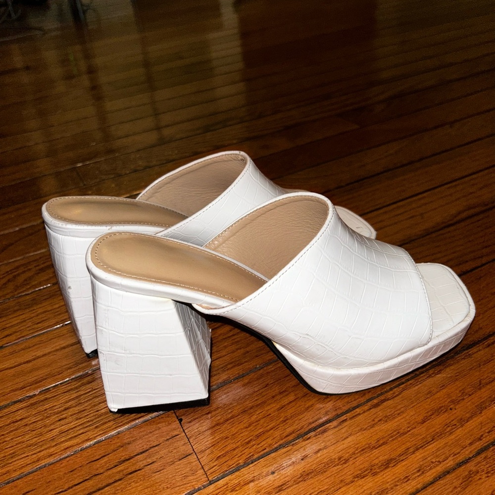 Chunky white Platform slip on Mule Sandals